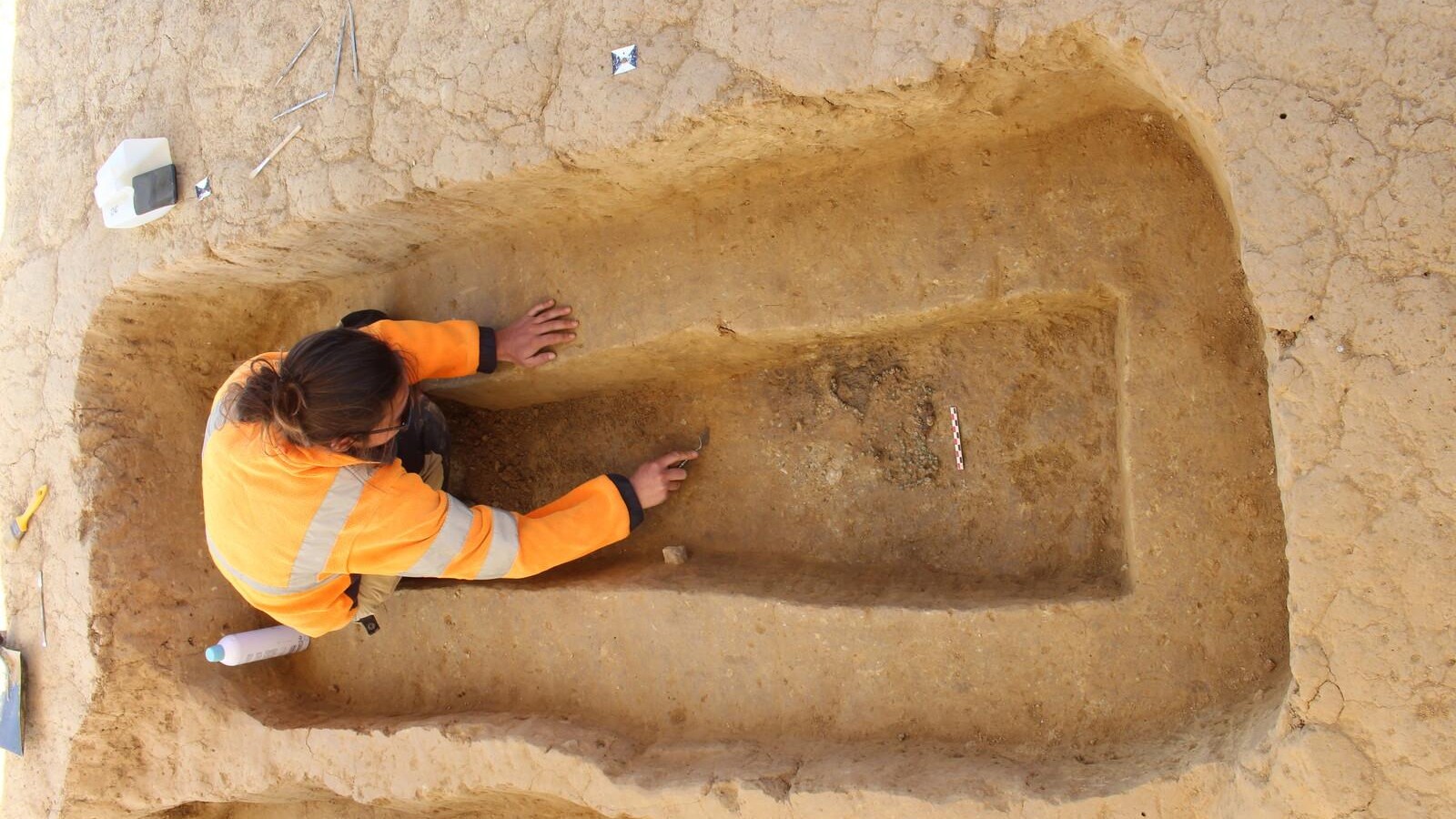 The site was known for archaeological artifacts from the 1970s. The latest excavations by the French archaeological agency INRAP started in 2022.