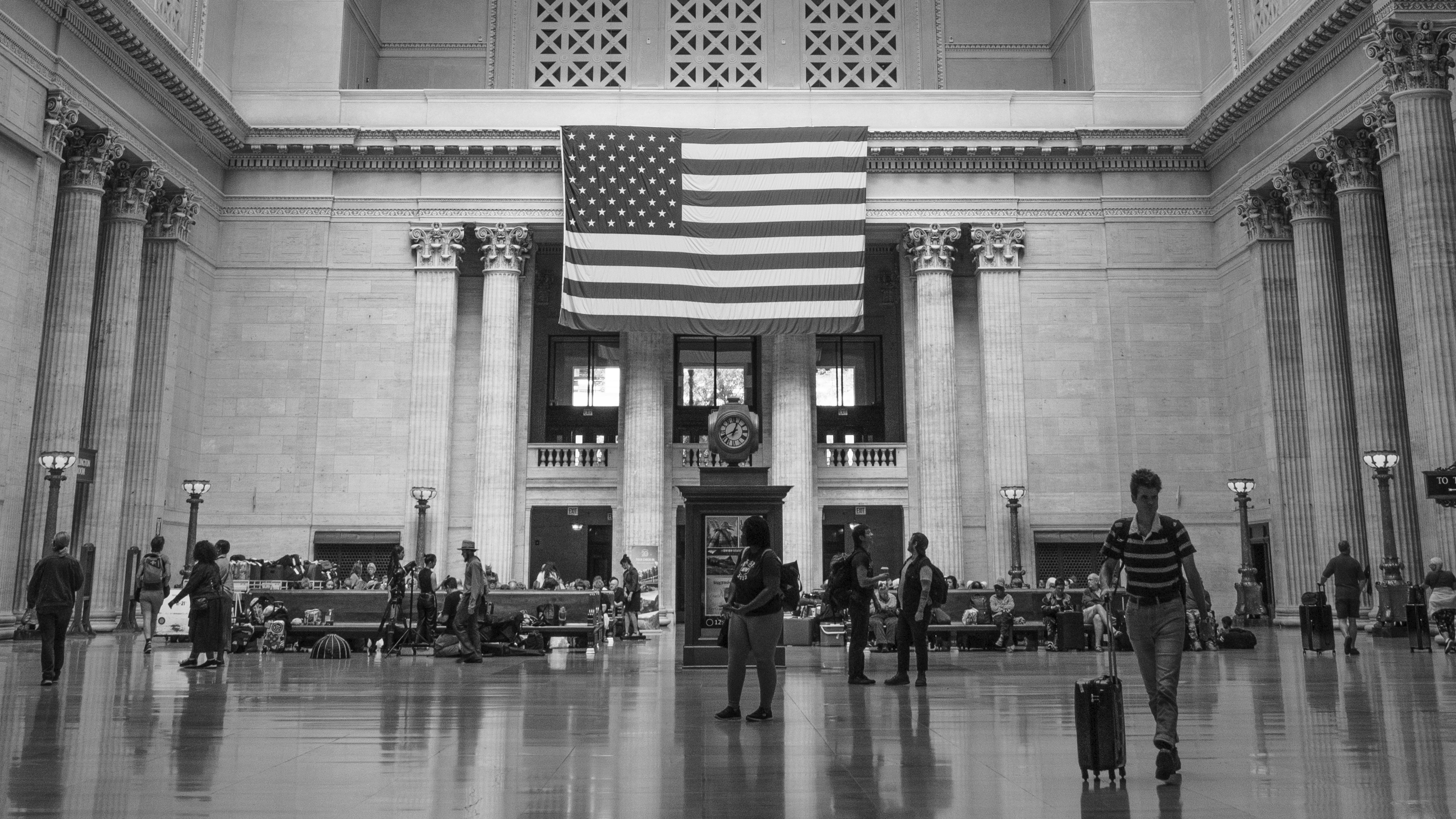 An extreme crop into a black and white photo of Chicago Union Station, to demonstrate the resolution of the A7CR.
