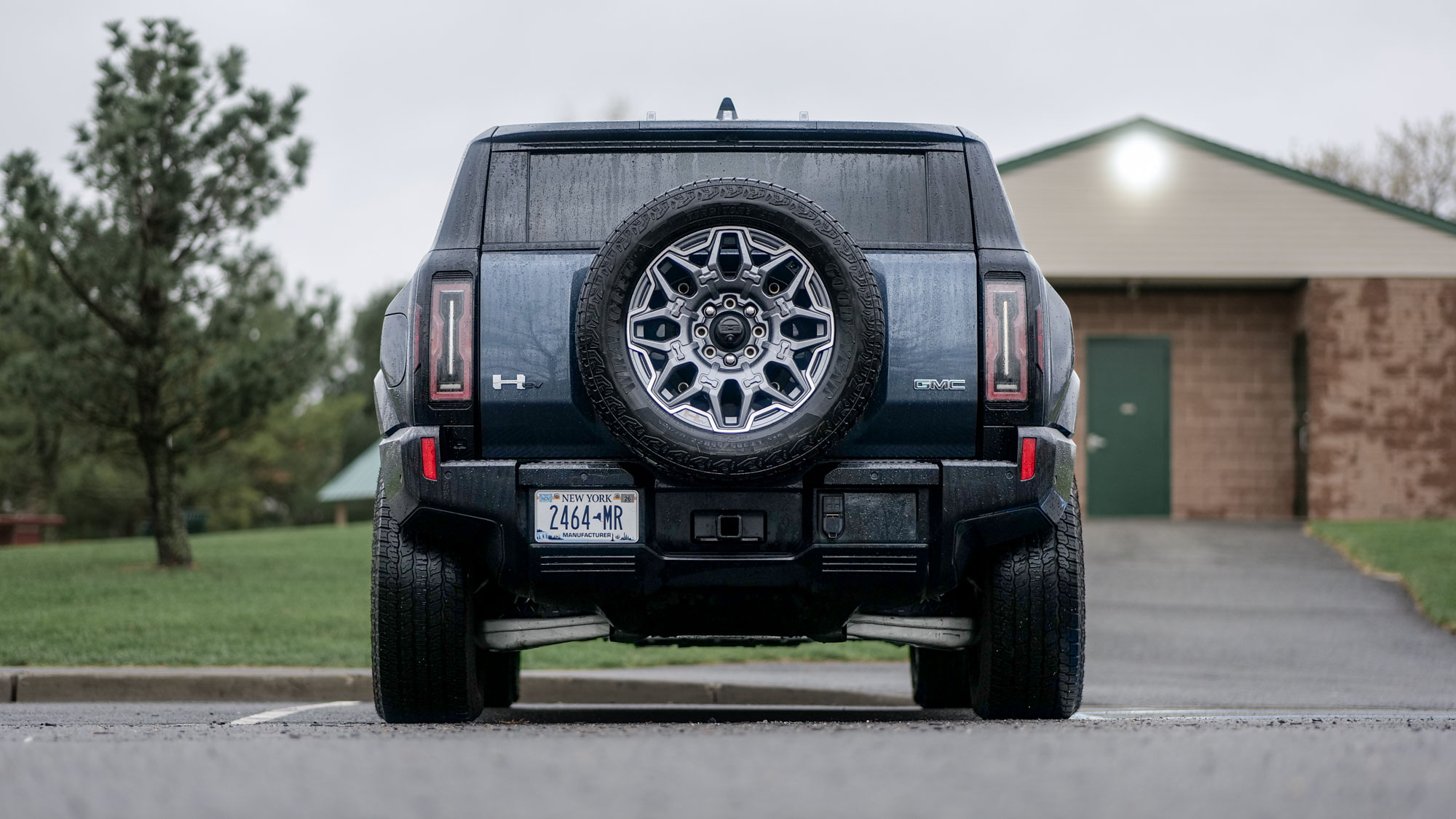2025 GMC Hummer EV 3X SUV test drive.