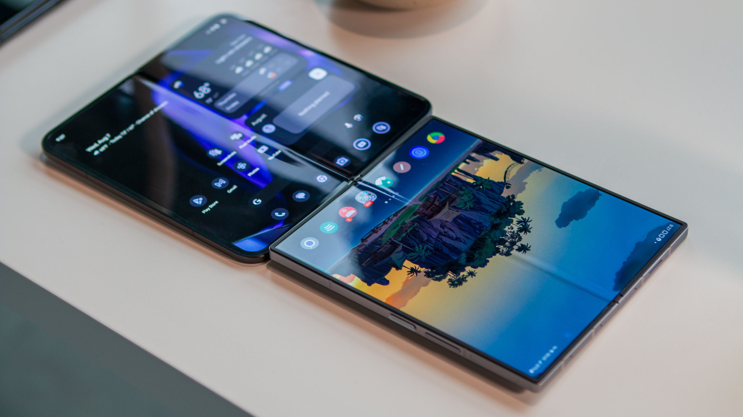 Pixel 9 Pro Fold and Galaxy Z Fold 6 crease comparison with screens on