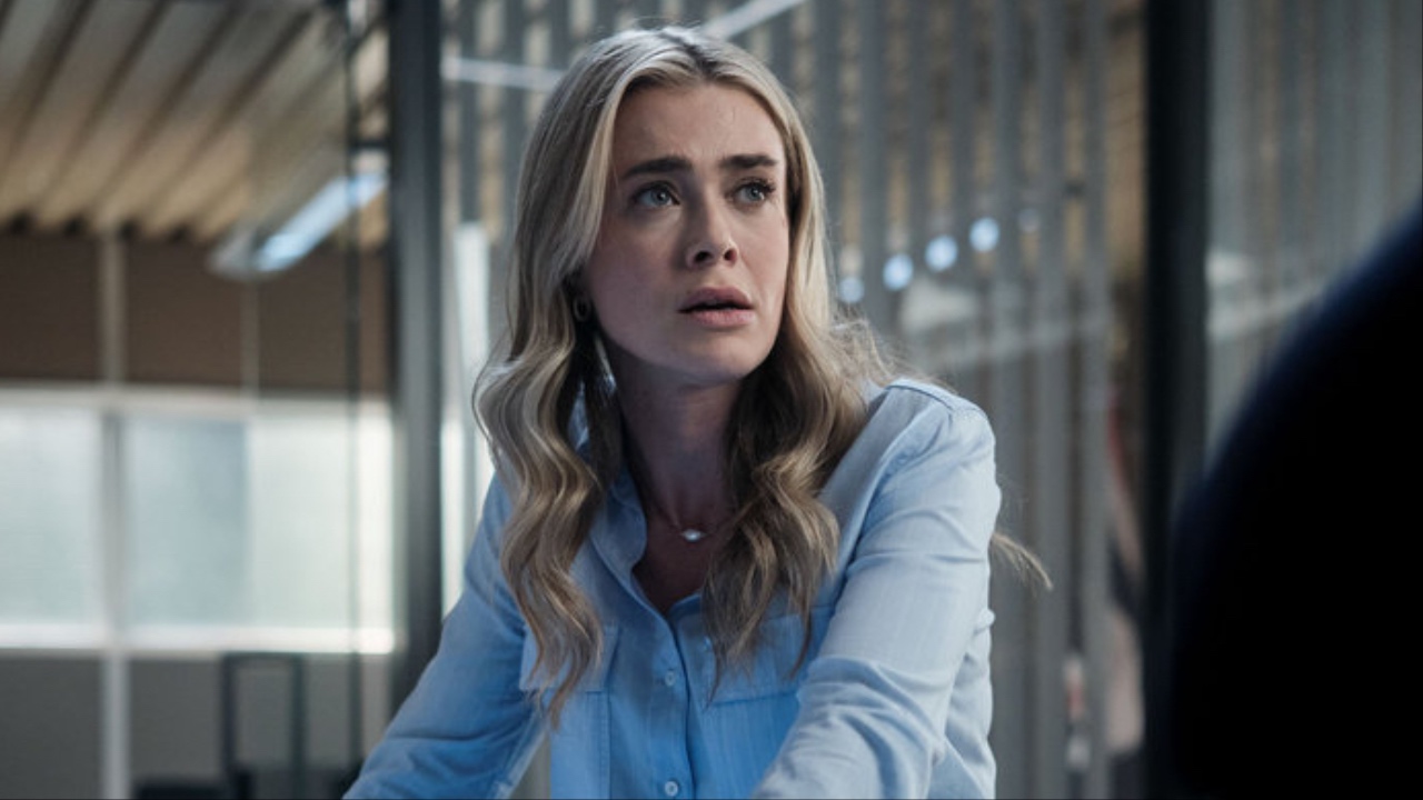 Melissa Roxburgh as Bex in The Hunting Party Season 1x09