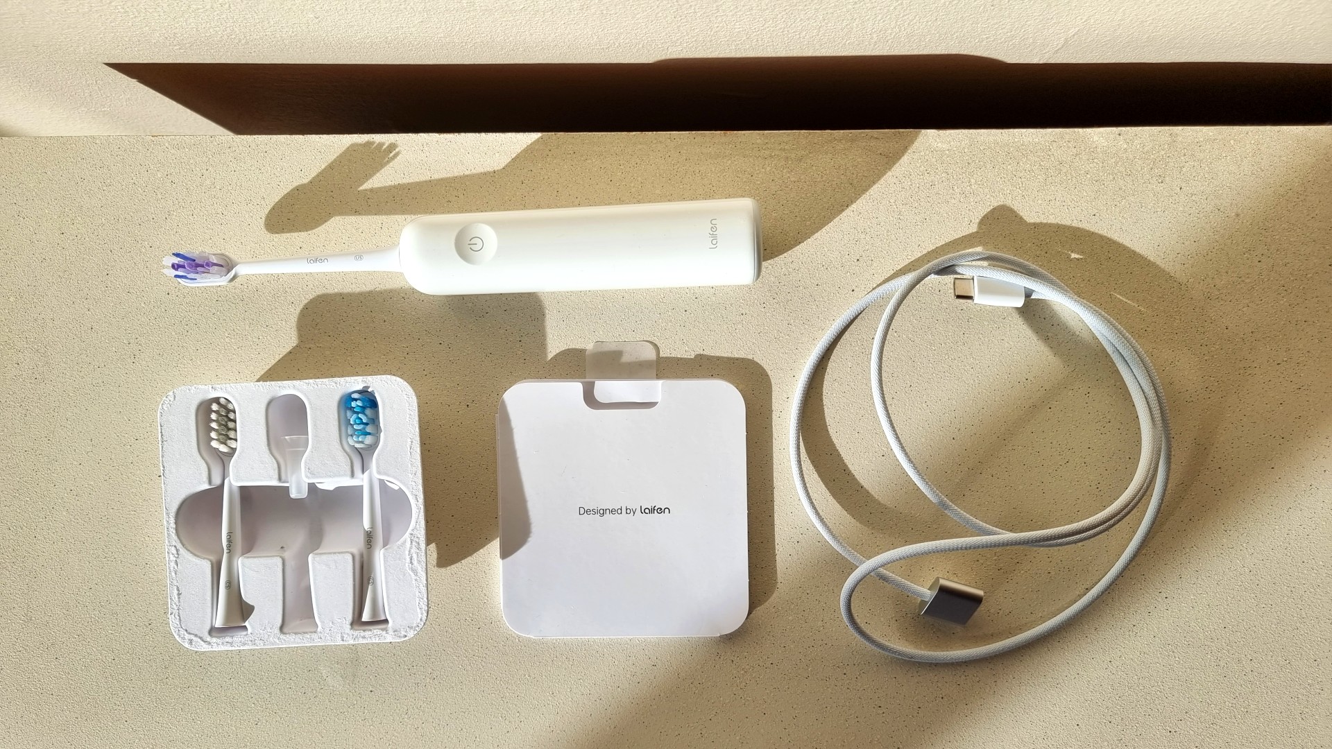 Laifen Wave electric toothbrush