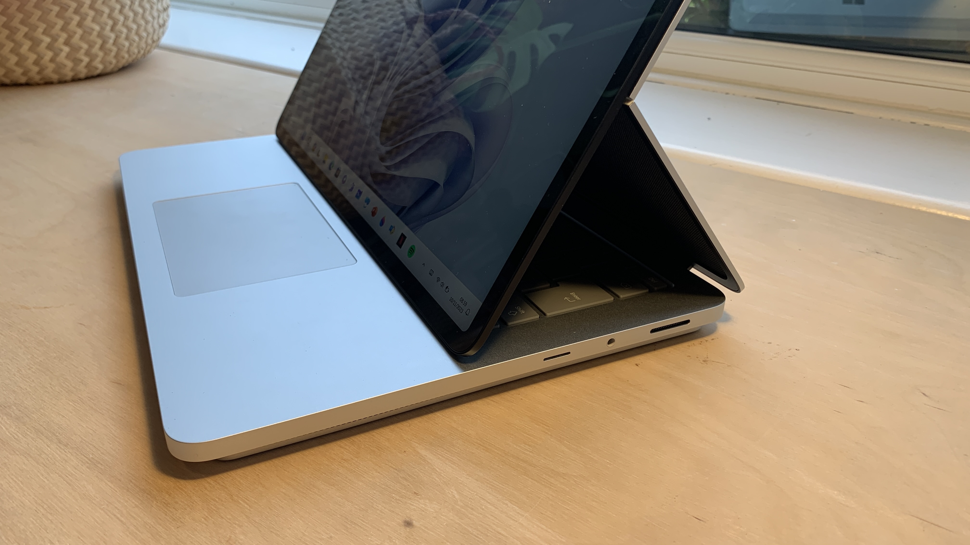Surface Laptop Studio 2