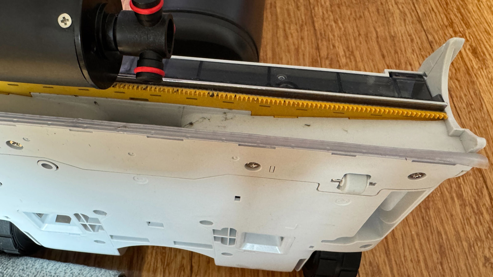 Roborock F25 Ace JawScrapers