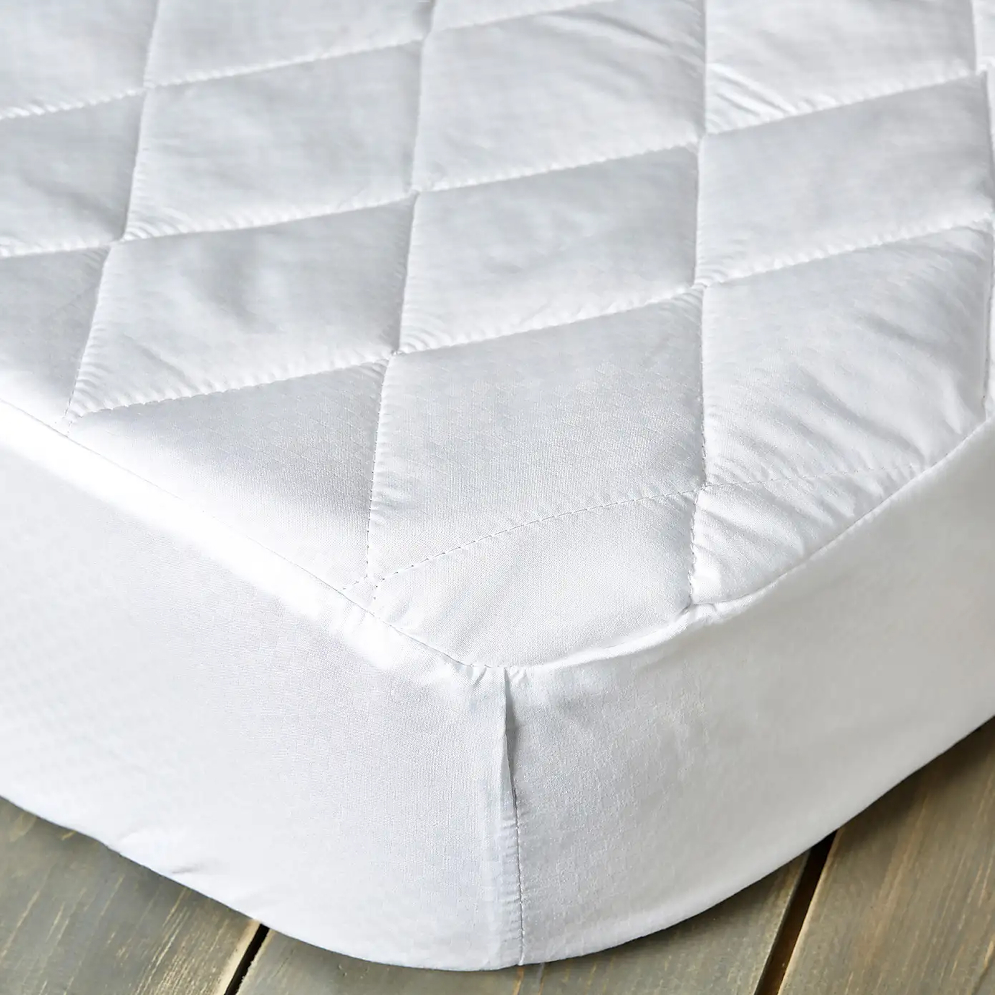 Dunelm Fogarty Soft Touch Mattress Protector