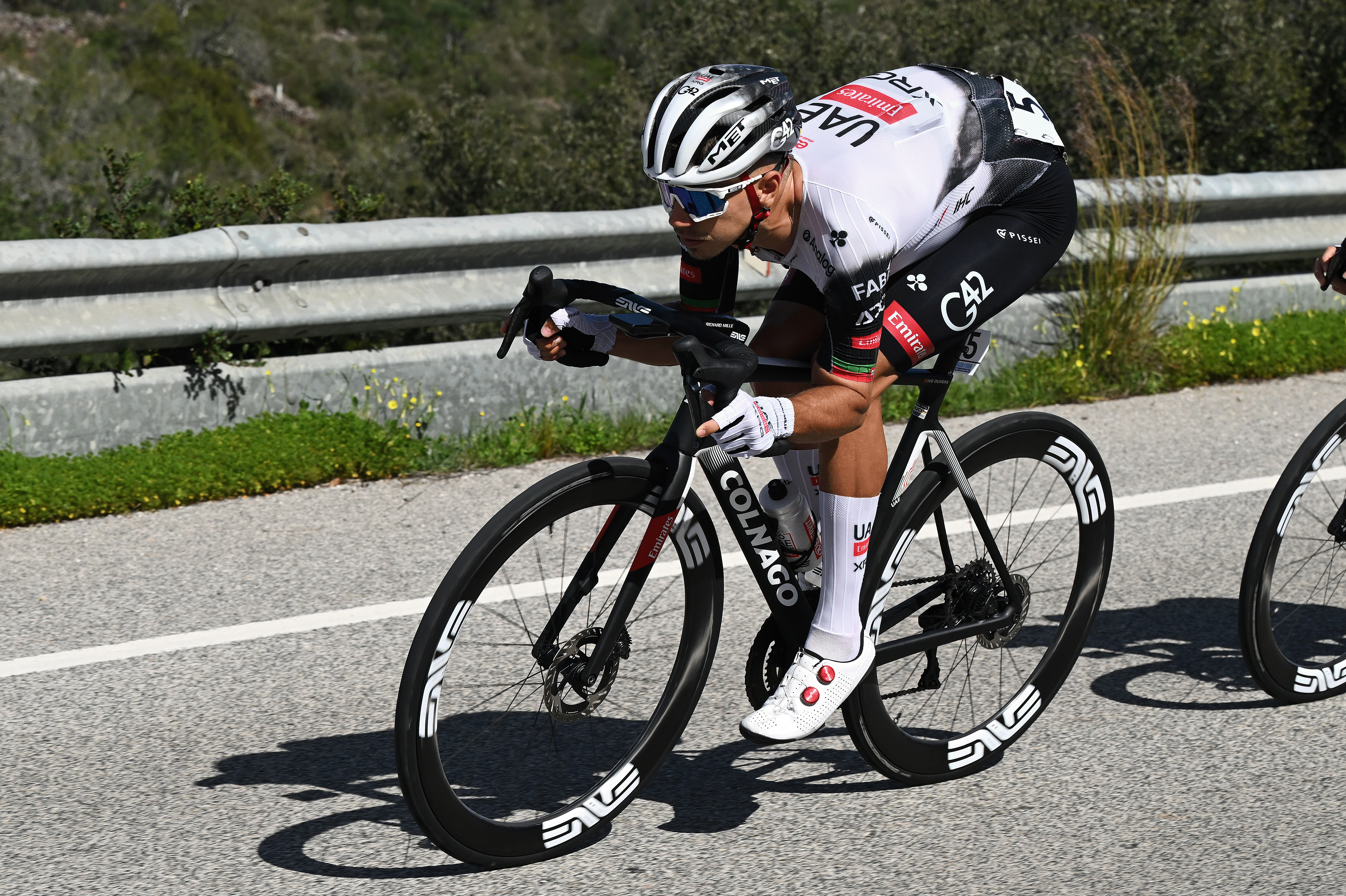 LTO DA FOIA, PORTUGAL - FEBRUARY 20: Ivo Oliveira of Portugal and UAE Team Emirates - XRG competes during the 51st Volta ao Algarve em Bicicleta, Stage 2 a 177.6km stage from Lagoa to Alto da Foia 869m on February 20, 2025 in Alto da Foia, Portugal. (Photo by Tim de Waele/Getty Images)