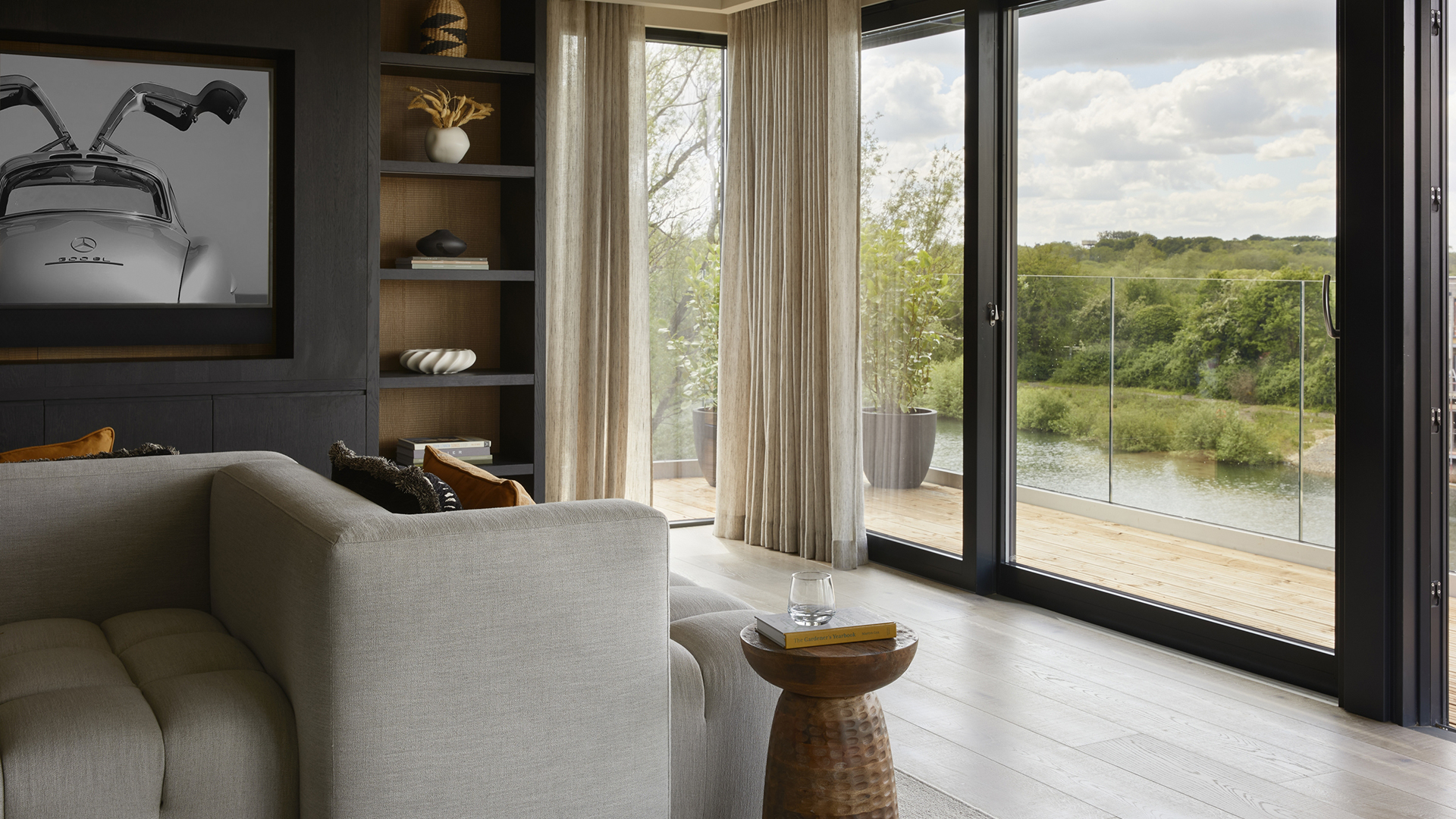 Warm-minimalist living room with wooden flooring