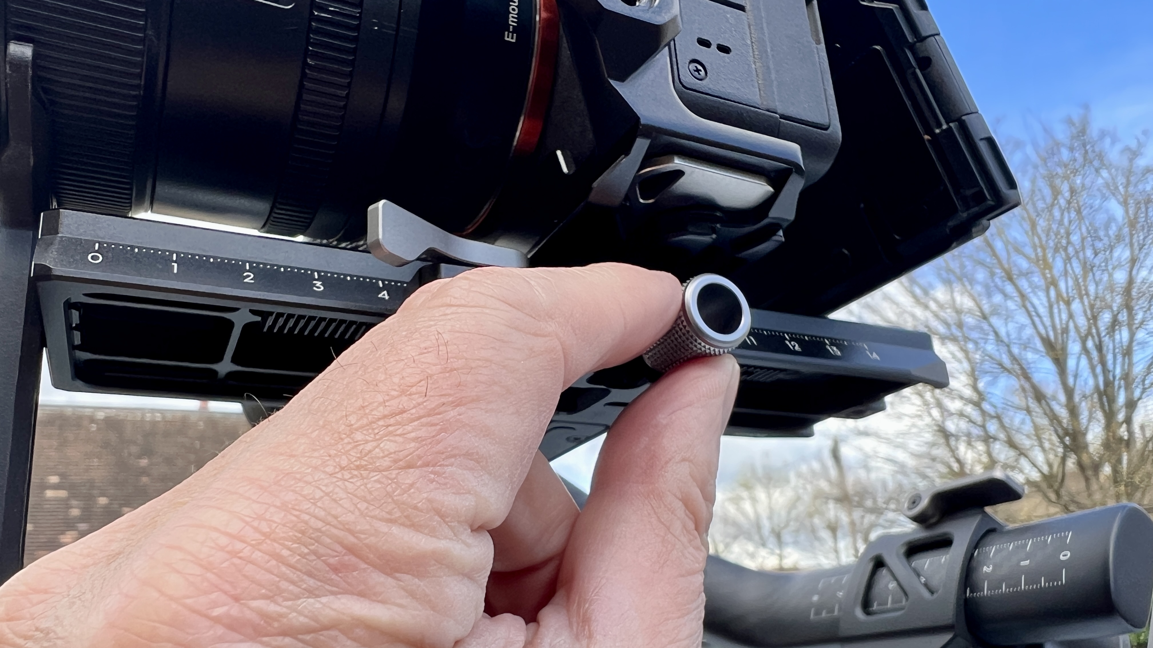 Close up of a knob on the DJI RS 4 Pro gimbal