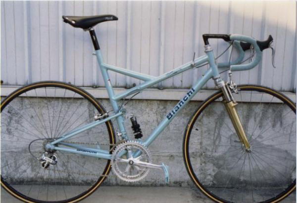 Bianchi&#039;s Paris-Roubaix project came right when road suspension was at the height of its popularity but a high-profile failure doomed the concept almost before it started.