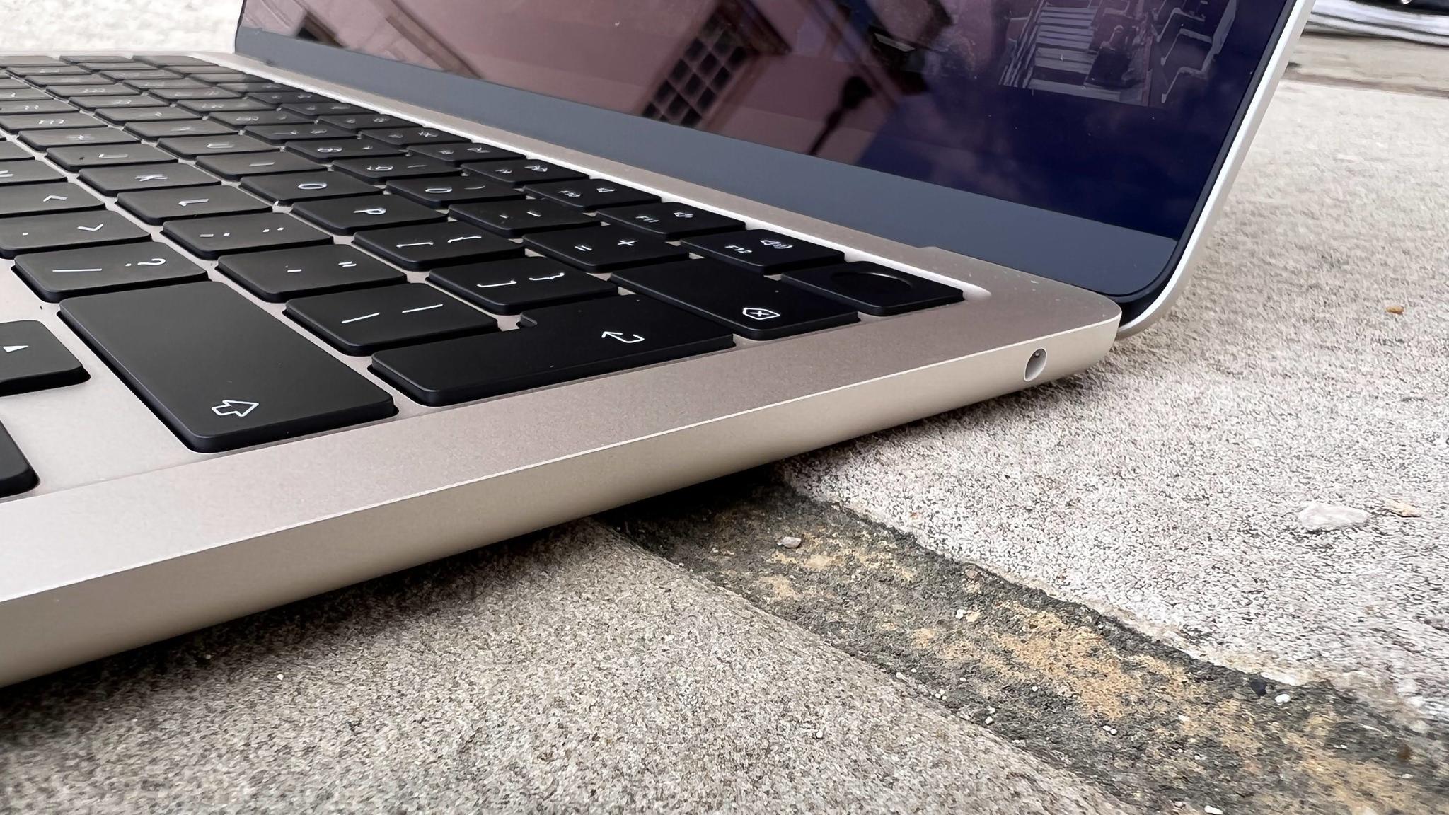 Macbook Air Review 2022