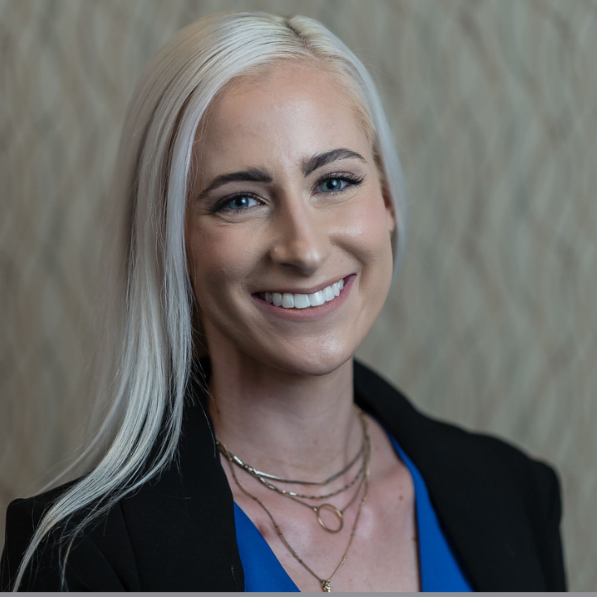 Headshot of Dr. Leah Kaylor.