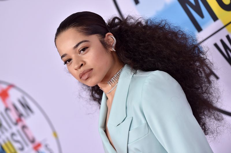 2018 american music awards arrivals