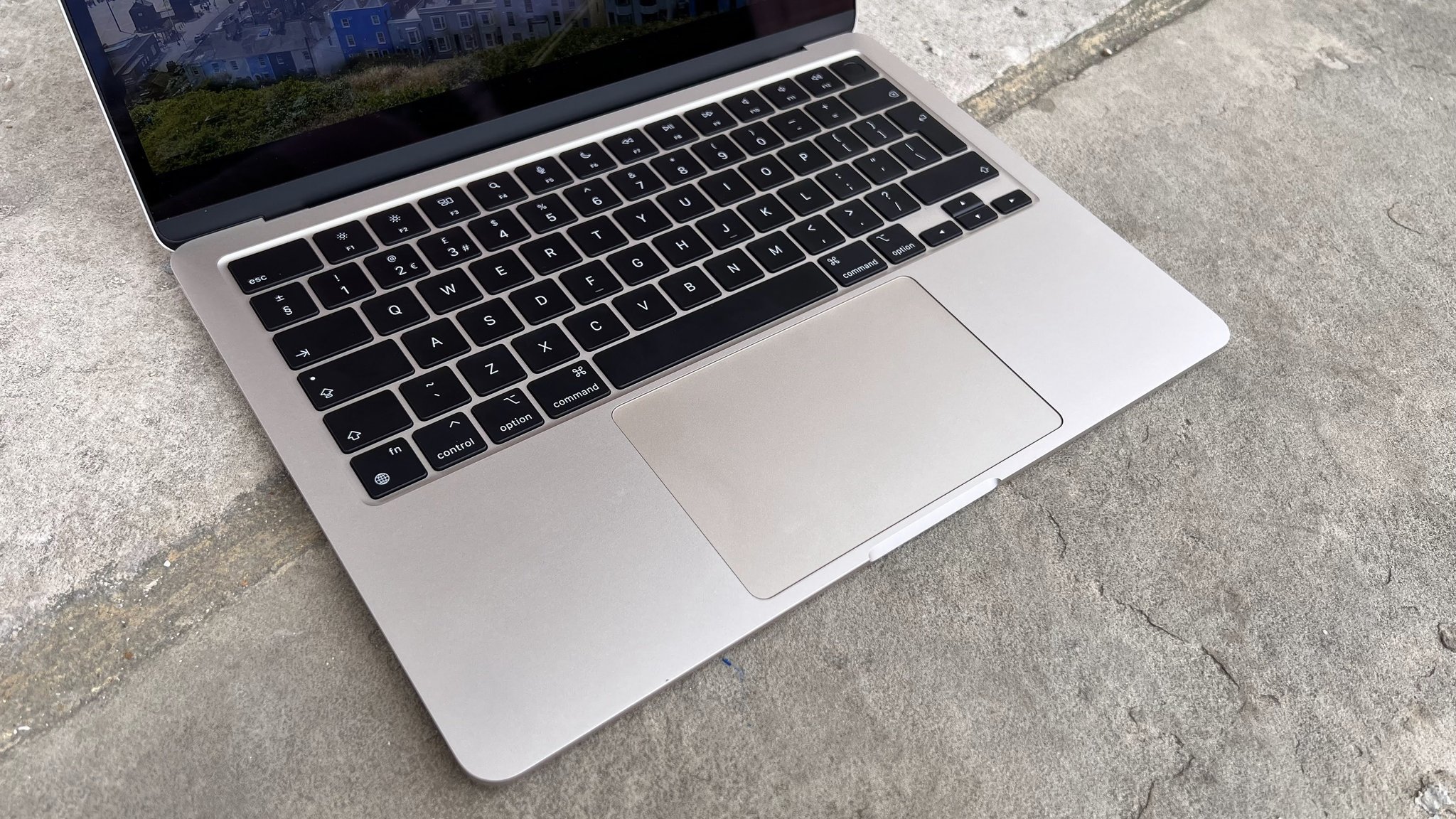 Macbook Air Review 2022