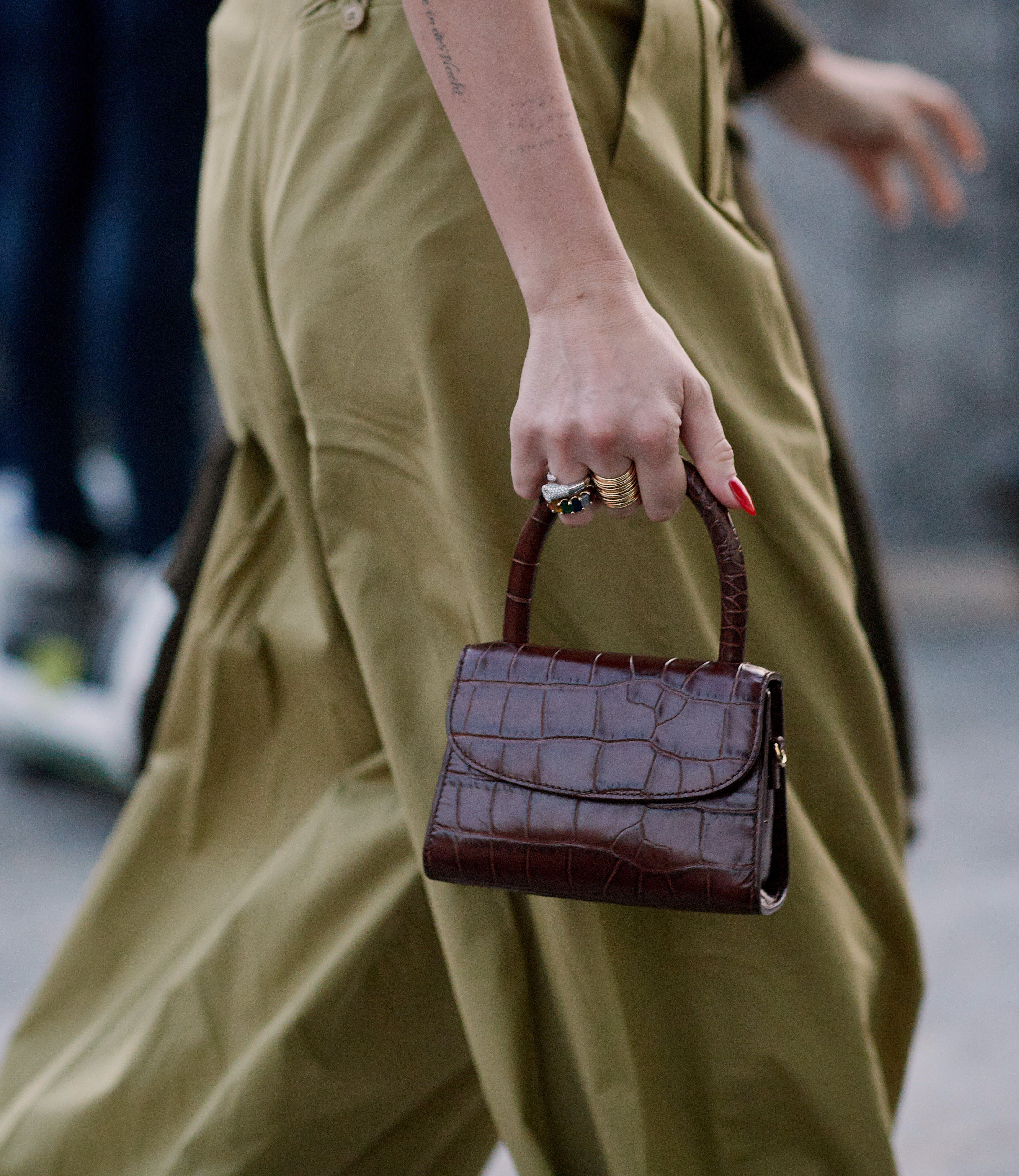 best-bags-street-style-fashion-week-269014-1552013752031-main