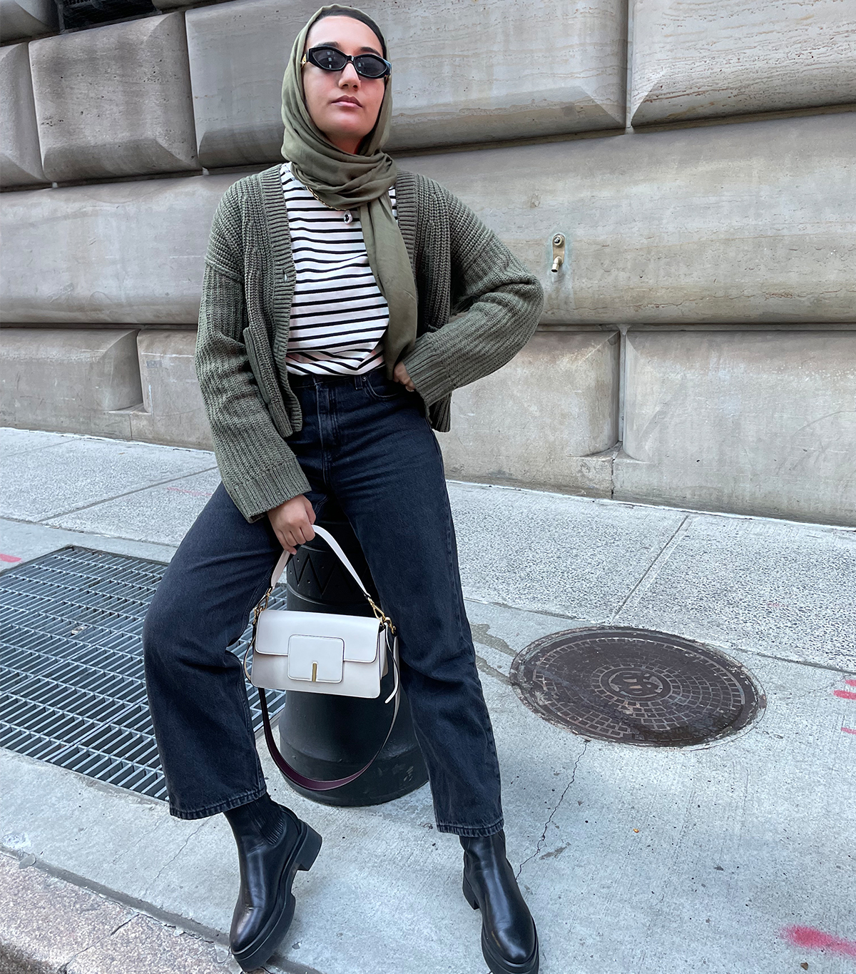 jw-anderson-uniqlo-fall-2021-editor-try-on-296993-1639598099487-main