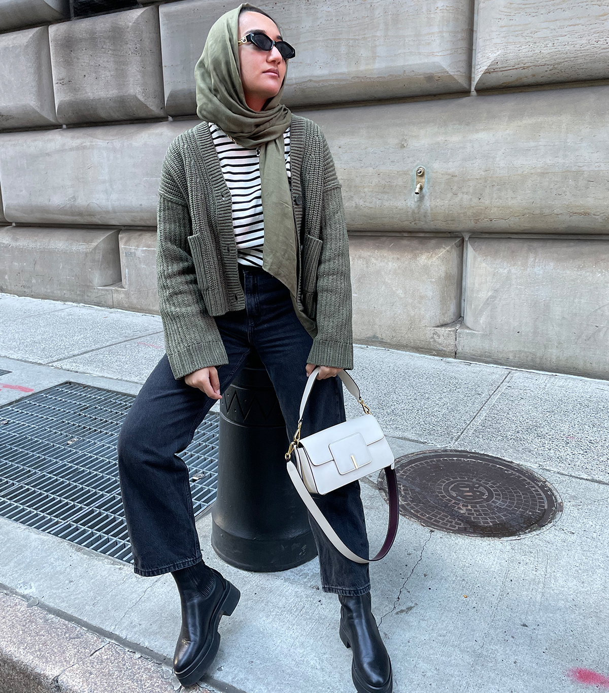 jw-anderson-uniqlo-fall-2021-editor-try-on-296993-1639605244199-image