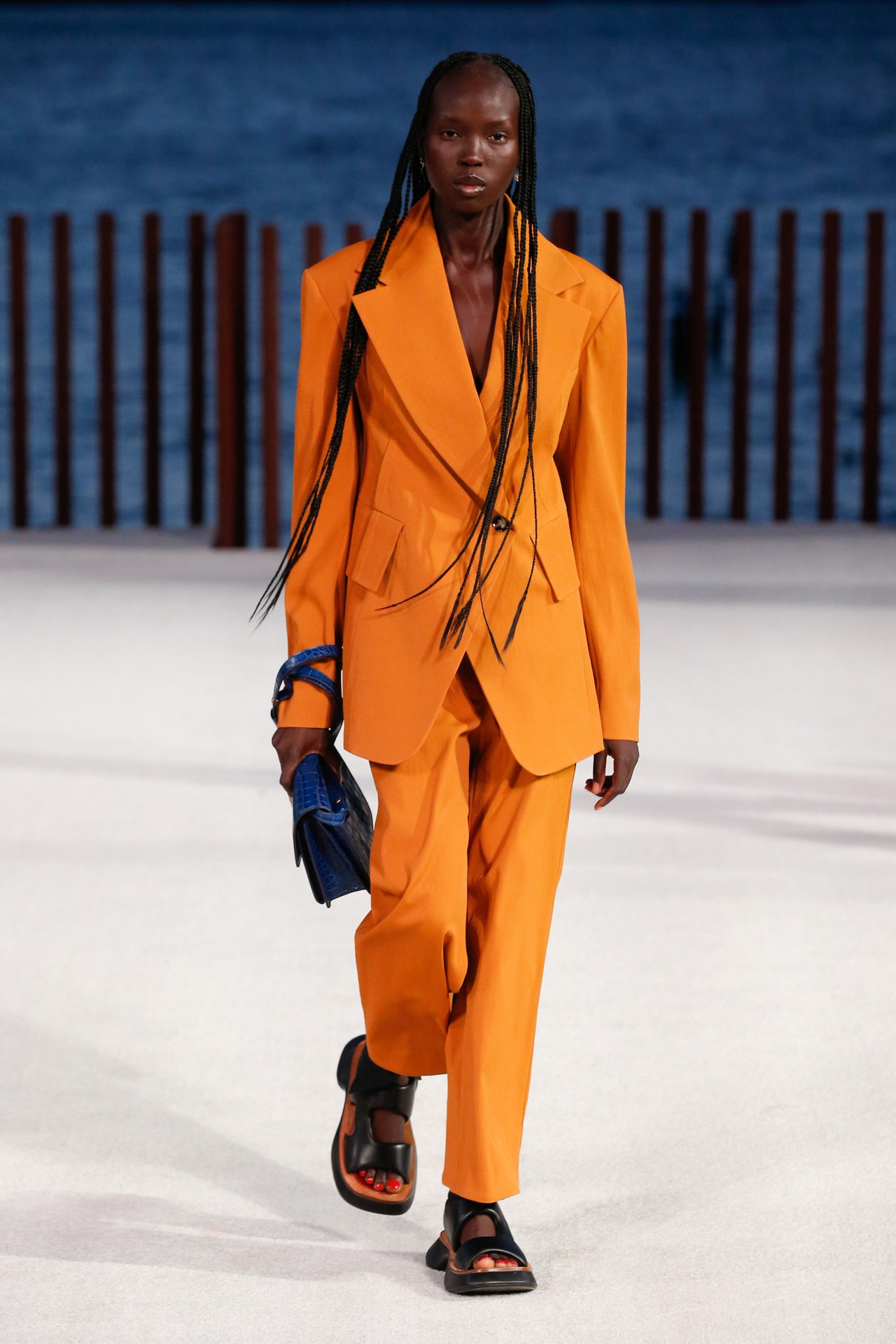 editor-spring-trends-297608-1643610974168-main