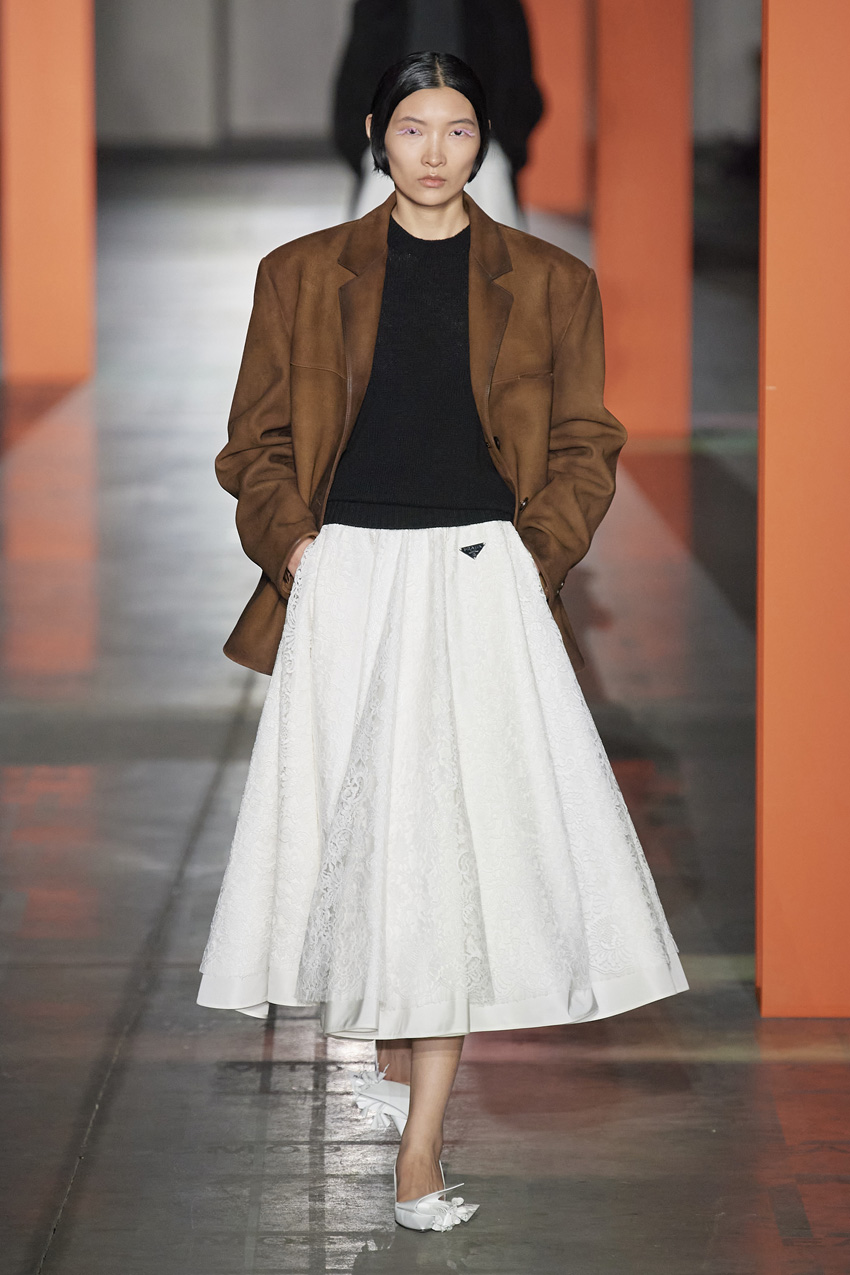 fall-wardrobe-builders-308395-1689806203271-image